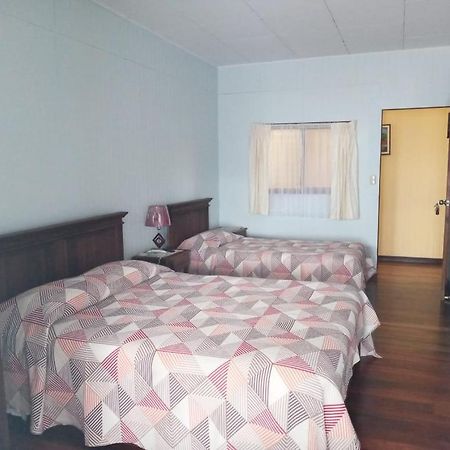 Hotel Las Brumas Cartago Buitenkant foto