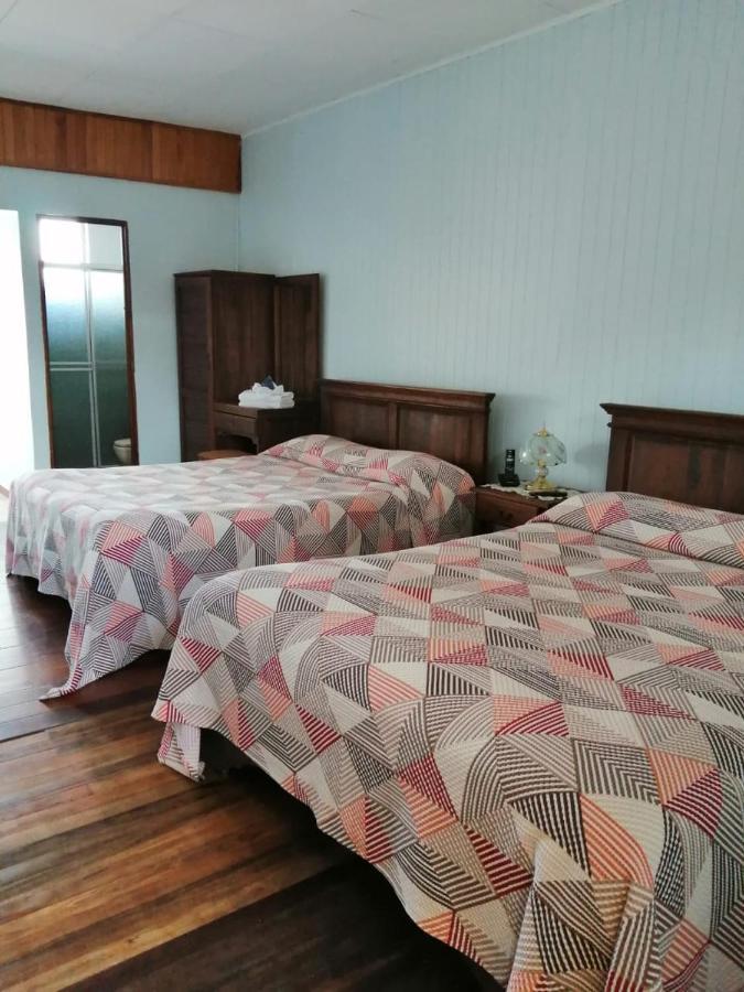 Hotel Las Brumas Cartago Buitenkant foto