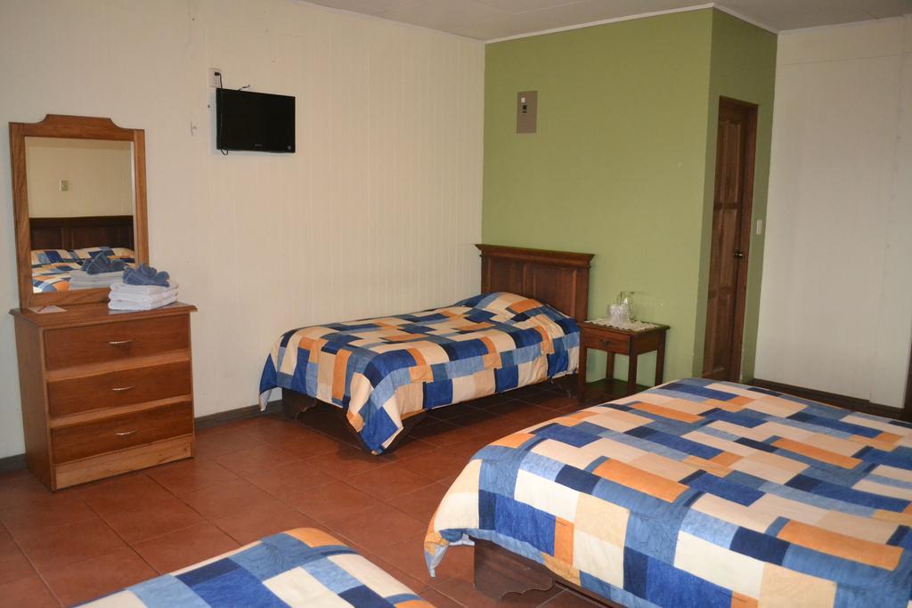 Hotel Las Brumas Cartago Buitenkant foto
