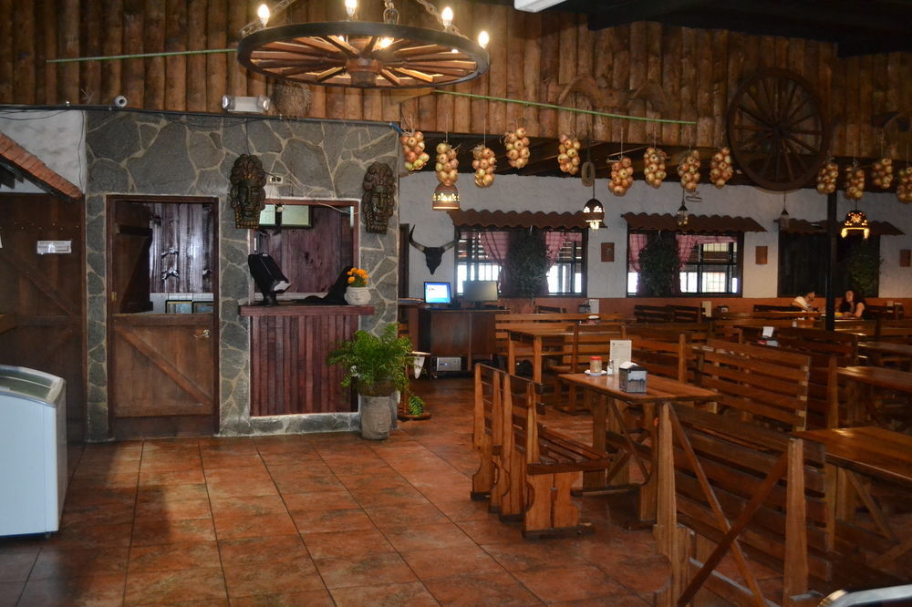 Hotel Las Brumas Cartago Buitenkant foto