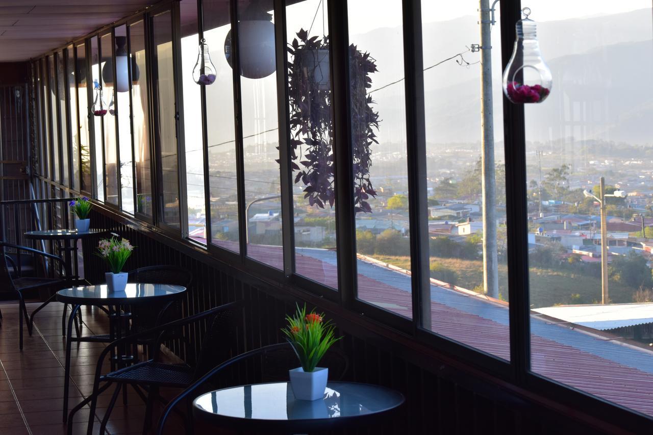 Hotel Las Brumas Cartago Buitenkant foto